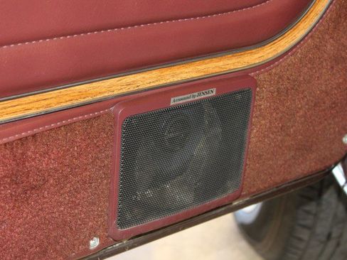 Used 1989 Jeep Grand Wagoneer image 73