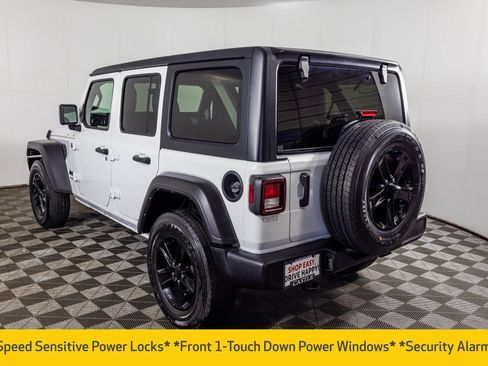 Used 2022 Jeep Wrangler Unlimited Sport AWD/4WD image 23