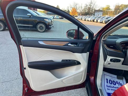 Used 2015 Lincoln MKC AWD w/ Equipment Group 102A Reserve image 7