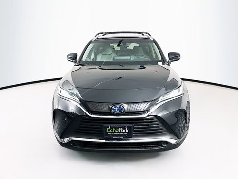 Used 2021 Toyota Venza XLE w/ Softex Package AWD/4WD image 2