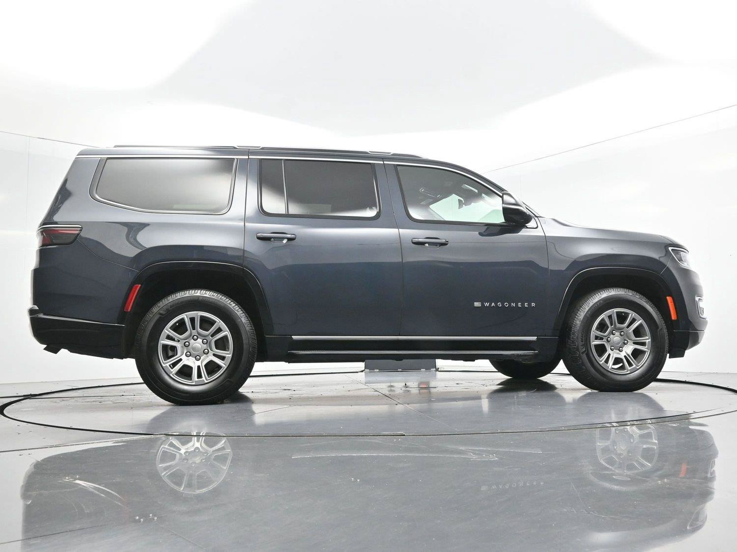 Used 2024 Jeep Wagoneer 4WD image 60