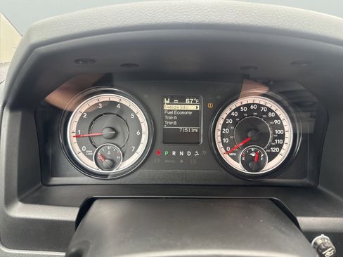 Used 2019 RAM 1500 Express AWD/4WD image 22