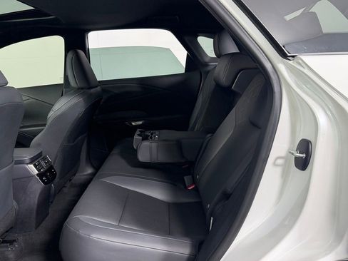 Used 2025 Lexus RX 350 FWD w/ Technology Package image 25