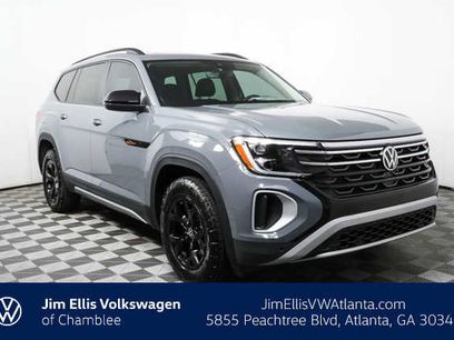 New 2026 Volkswagen Atlas Peak Edition