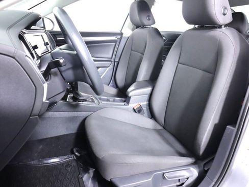 Used 2020 Volkswagen Jetta S w/ Driver Assistance Package image 28