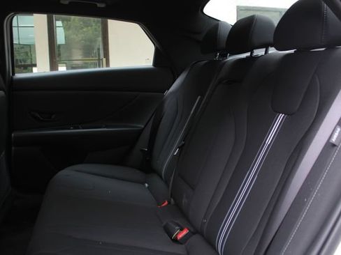 New 2026 Hyundai Elantra SEL Sport FWD image 26