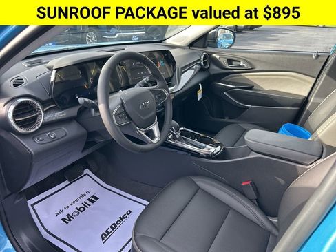 New 2026 Chevrolet Trax ACTIV w/ Sunroof Package image 2