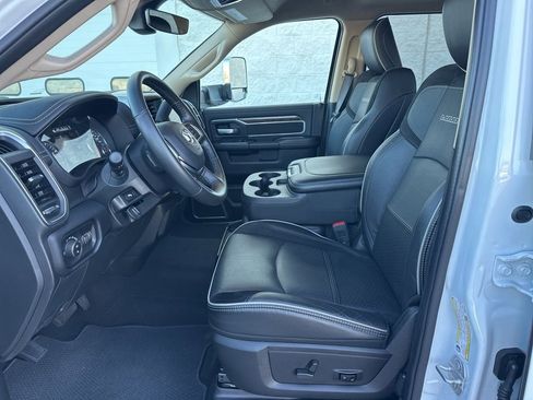 Used 2021 RAM 2500 Laramie w/ Off Road Package image 10
