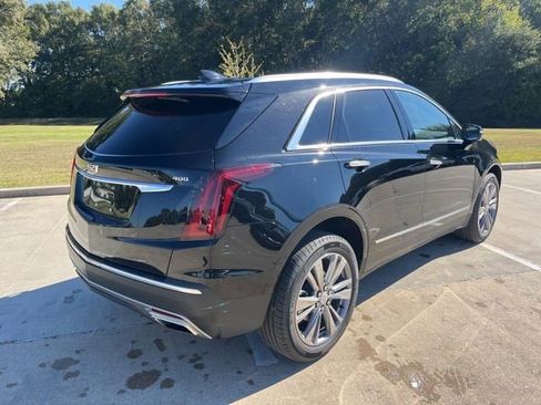 Certified 2025 Cadillac XT5 Premium Luxury image 8