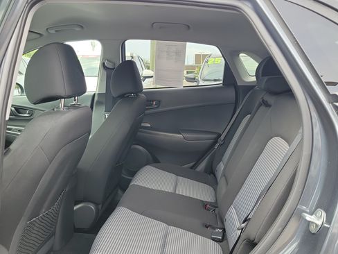 Used 2021 Hyundai Kona SEL FWD image 11