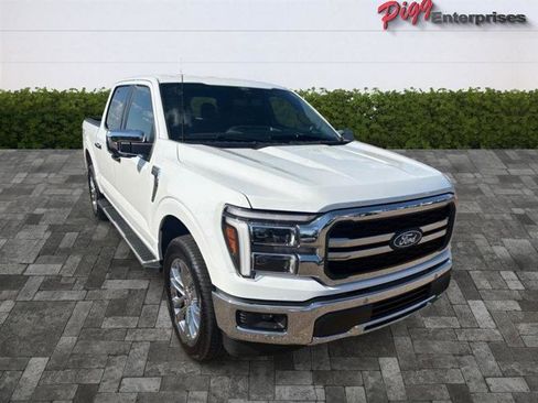 Used 2025 Ford F150 Lariat w/ Equipment Group 502A High AWD/4WD image 8