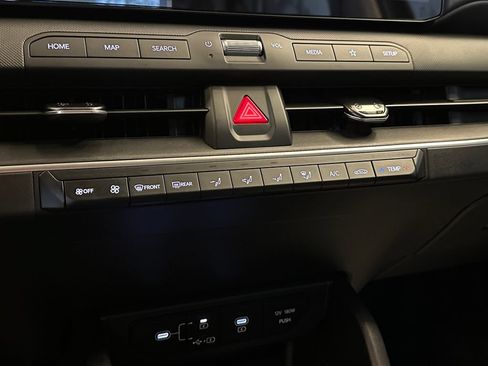 Used 2025 Kia K4 FWD image 14