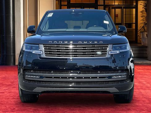 New 2026 Land Rover Range Rover SE AWD/4WD image 3