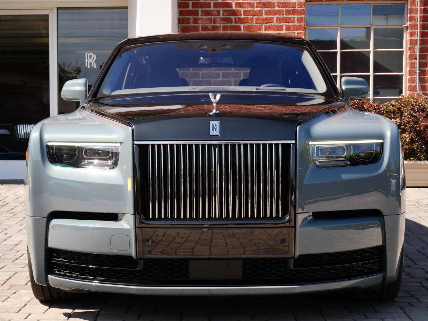 Certified 2023 Rolls-Royce Phantom Sedan RWD image 5