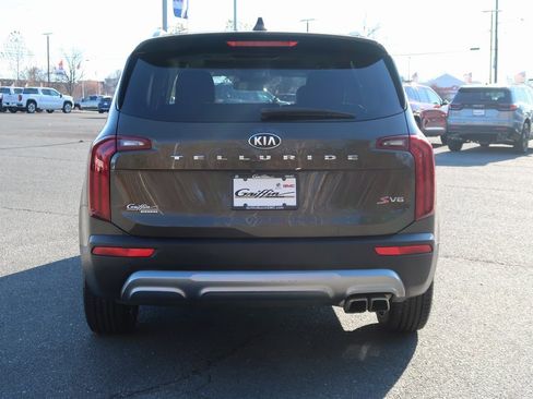 Used 2021 Kia Telluride S image 6