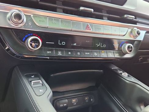 Used 2023 Kia Telluride SX FWD image 24