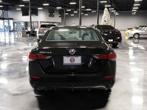 Used 2020 Nissan Sentra S FWD image 6