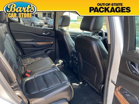 Used 2019 GMC Acadia Denali w/ Technology Package AWD/4WD image 10
