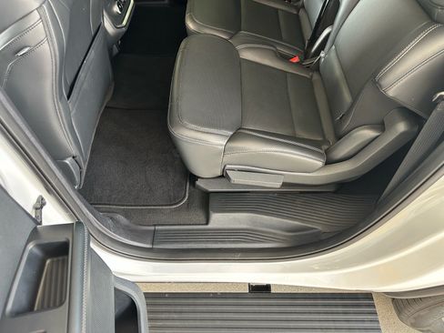 Used 2025 Ford Expedition Max Platinum AWD/4WD image 26