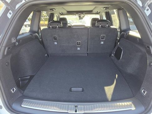 New 2025 Jeep Grand Cherokee Overland w/ Adv Protech Group III image 8