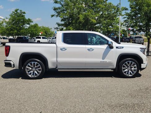 Used 2024 GMC Sierra 1500 Denali w/ Denali Reserve Package AWD/4WD image 49