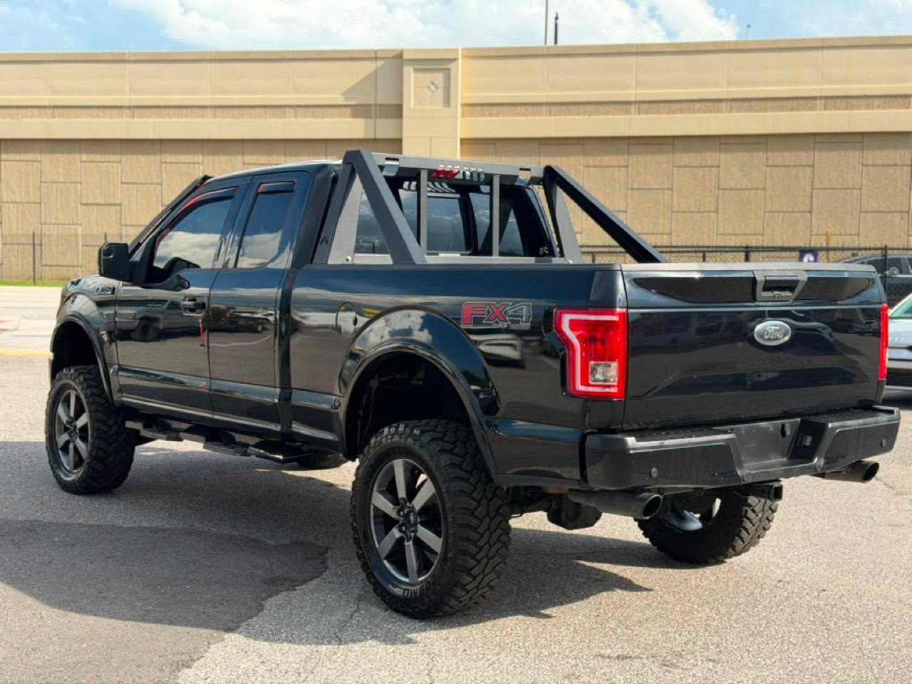 Used 2017 Ford F150 XLT w/ Equipment Group 302A Luxury AWD/4WD image 4
