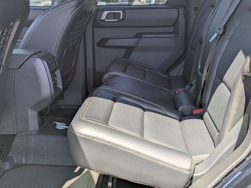 Certified 2025 Ford Bronco Badlands image 17