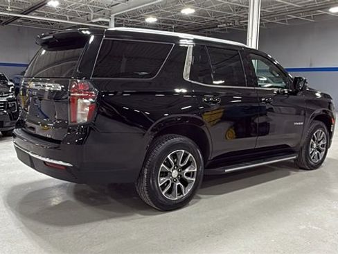 Used 2022 Chevrolet Tahoe LT w/ Luxury Package image 4