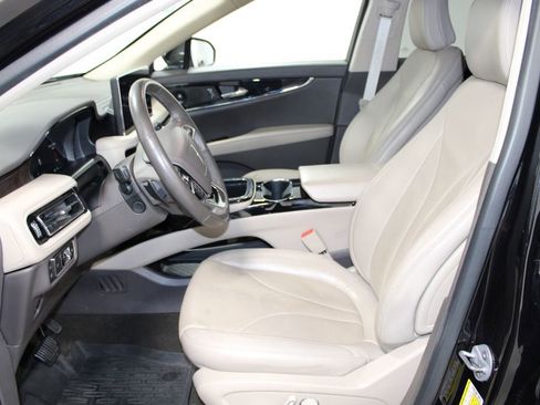 Used 2022 Lincoln Nautilus Reserve w/ Equipment Group 201A image 22