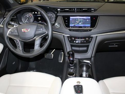 New 2026 Cadillac XT5 Sportv AWD/4WD image 14