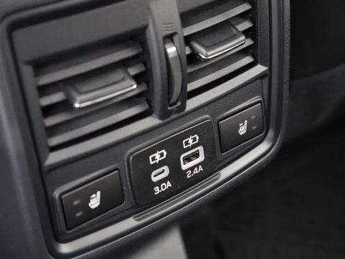 New 2026 Subaru Outback Limited AWD/4WD image 16