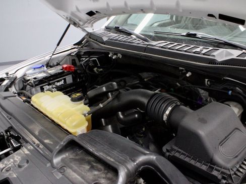 Certified 2020 Ford F150 XL w/ Equipment Group 101A Mid image 17