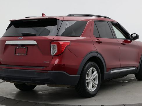Used 2020 Ford Explorer XLT RWD image 7