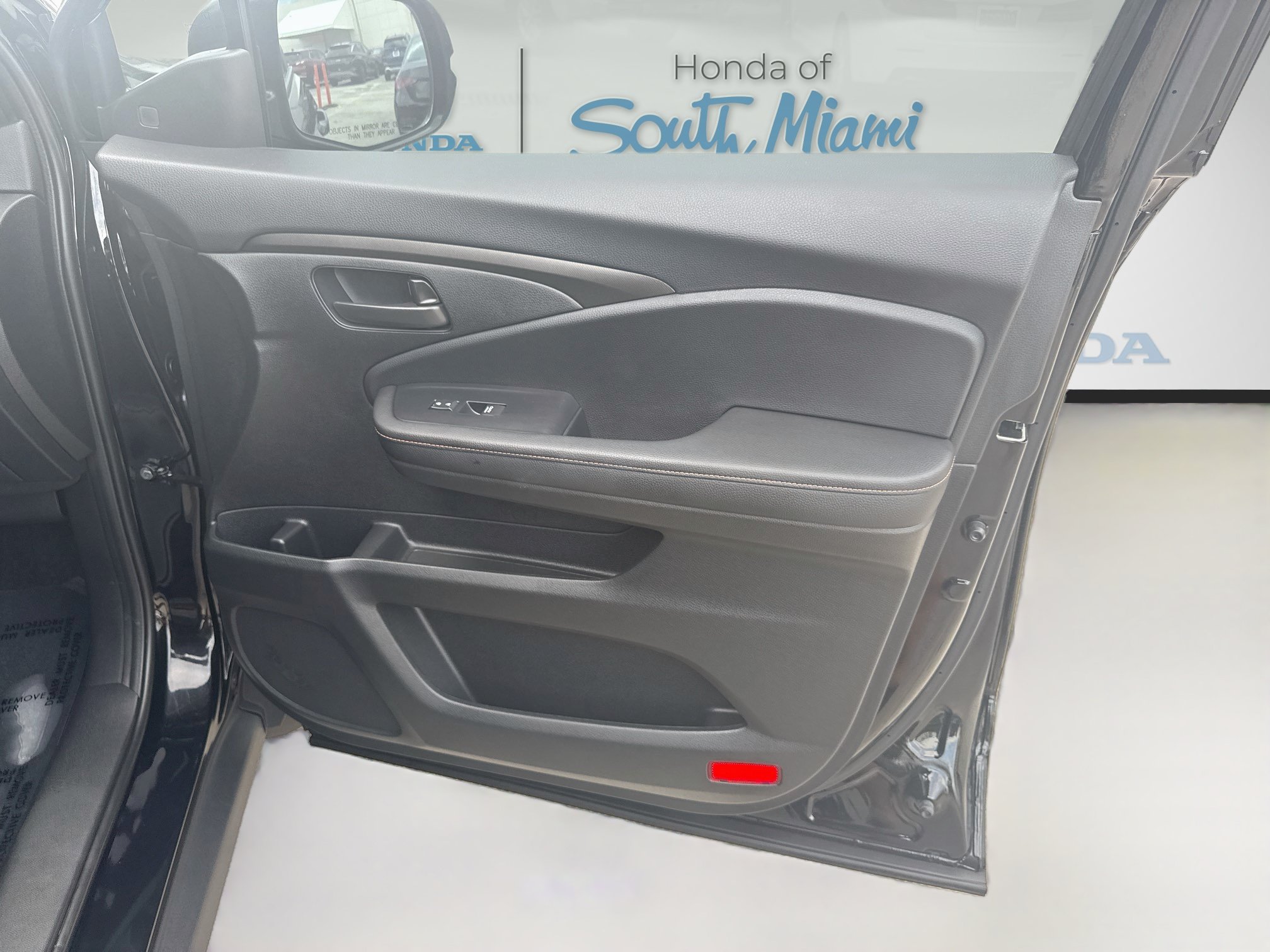 Certified 2025 Honda Ridgeline TrailSport image 34