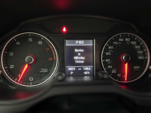 Used 2017 Audi Q5 2.0T Premium w/ Audi MMI Navigation Plus AWD/4WD image 10