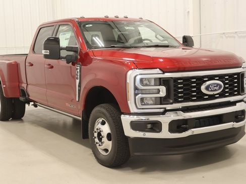 New 2025 Ford F350 Lariat w/ Lariat Ultimate Package image 2