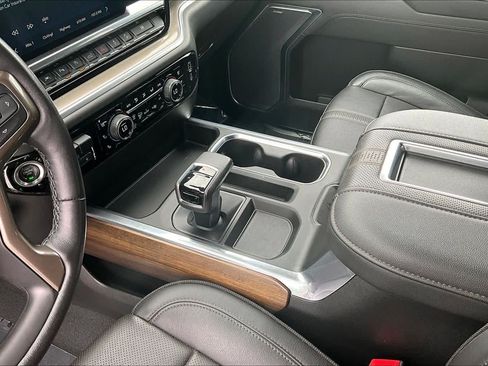 Used 2022 Chevrolet Silverado 1500 High Country w/ LPO, Dark Essentials Package AWD/4WD image 16