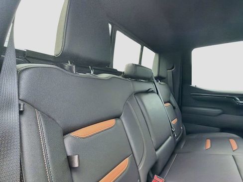 Used 2023 GMC Sierra 1500 AT4 w/ AT4 Preferred Package AWD/4WD image 30