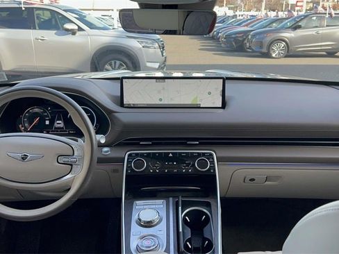 Used 2023 Genesis GV80 3.5T image 32