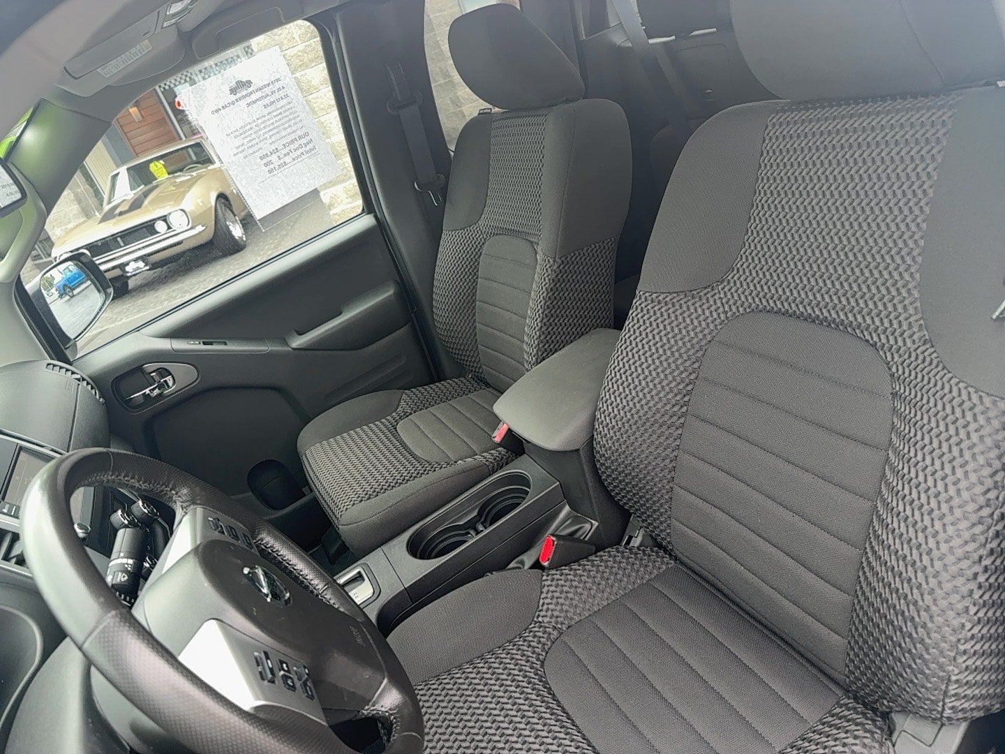 Used 2019 Nissan Frontier SV w/ Value Truck Package AWD/4WD image 12