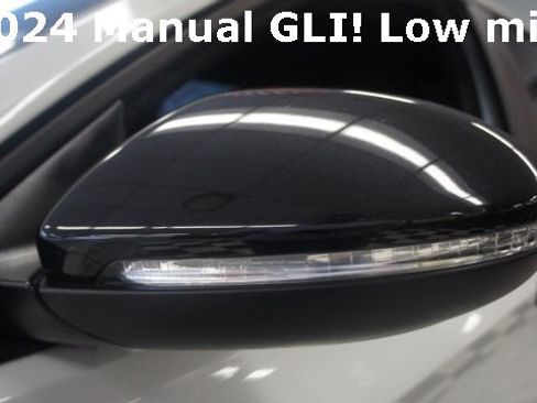 Used 2024 Volkswagen Jetta GLI 40th Anniversary Edition image 60