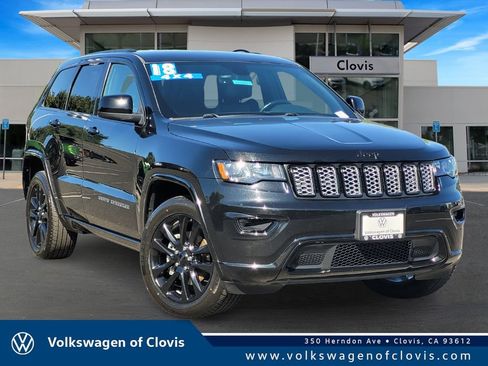 Used 2018 Jeep Grand Cherokee Altitude AWD/4WD image 1