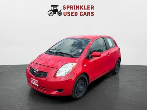 Used 2007 Toyota Yaris 2-Door Hatchback FWD image 8