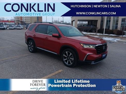 Used 2025 Honda Pilot Elite image 1