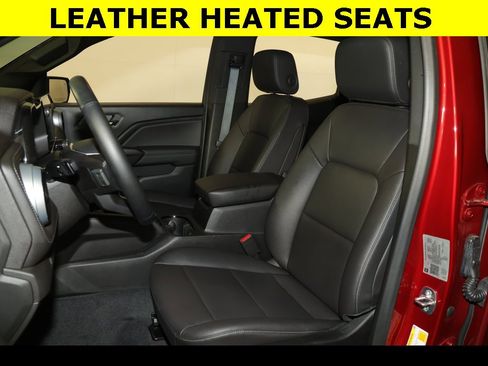 Used 2023 Chevrolet Colorado LT w/ LT Convenience Package III image 3