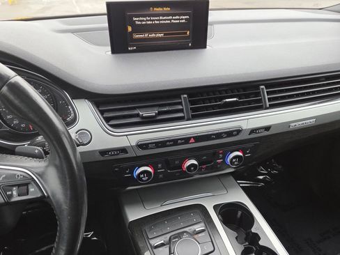 Used 2018 Audi Q7 2.0T Premium image 24