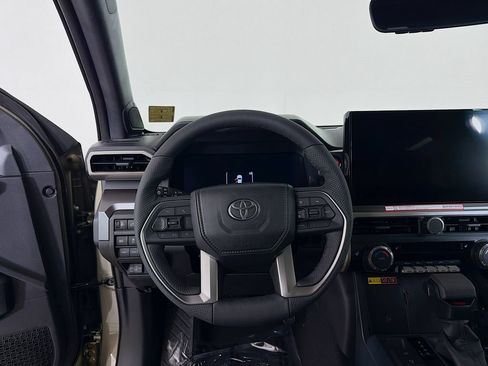 New 2026 Toyota Tacoma TRD Off-Road AWD/4WD image 20