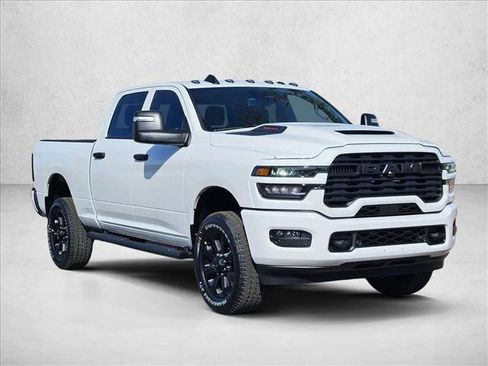 Used 2026 RAM 2500 Tradesman AWD/4WD image 7