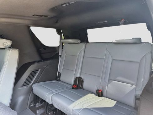 Used 2022 GMC Yukon SLT w/ SLT Premium Package RWD image 26