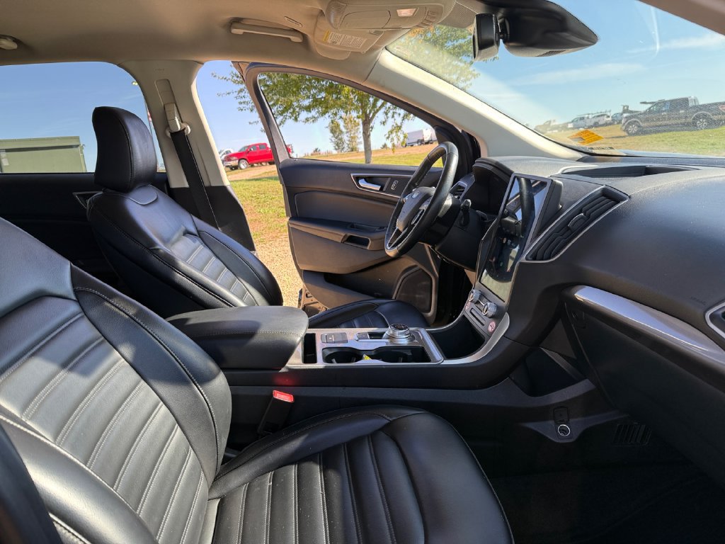 Used 2024 Ford Edge SEL AWD/4WD image 39